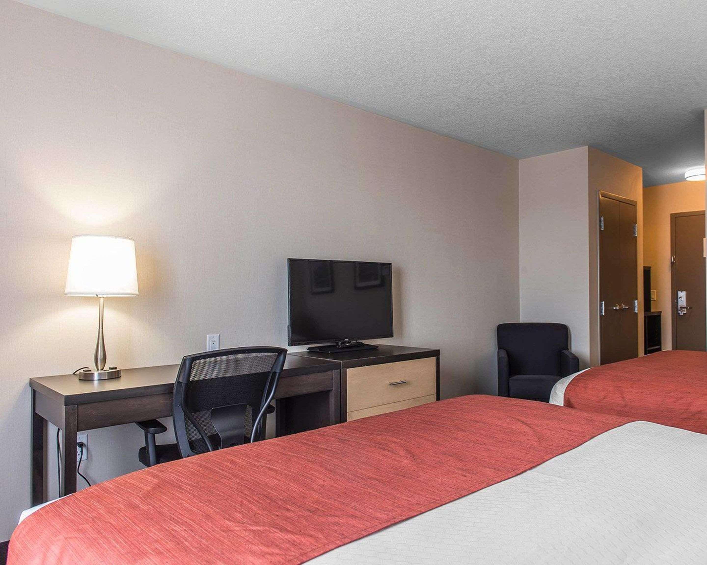 Quality Inn & Suites Kingston Dış mekan fotoğraf